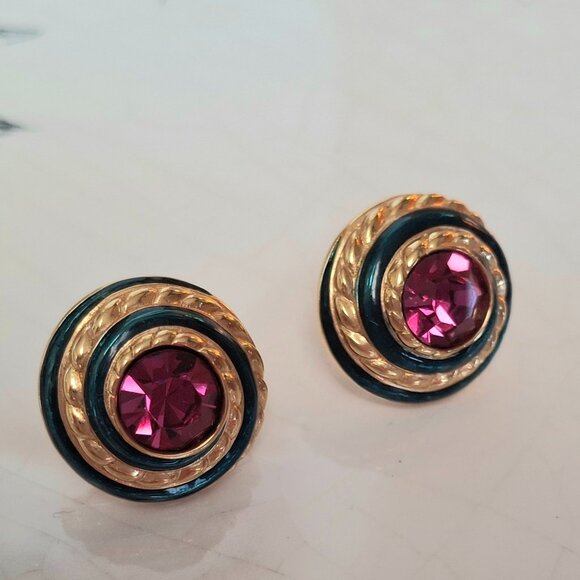 Swarovski Jewelry - Vintage Swarovski Crystal Stud Earrings